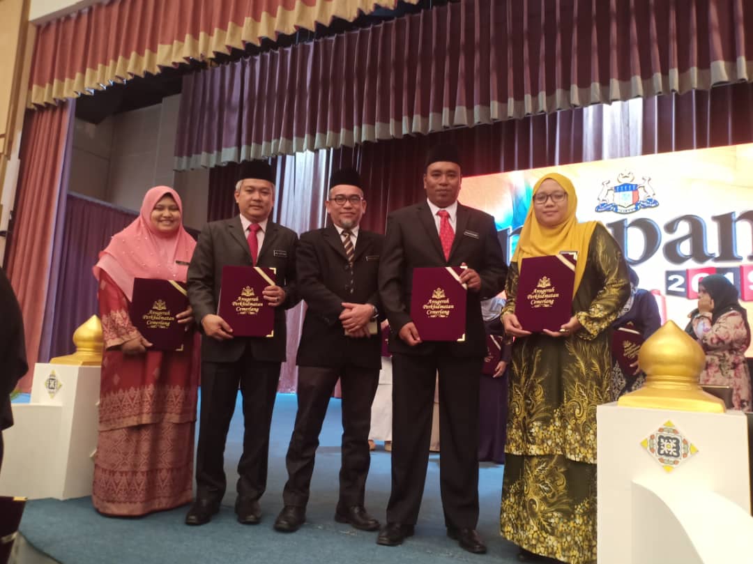 Penerima Anugerah Perkhidmatan Cemerlang (APC) 2018