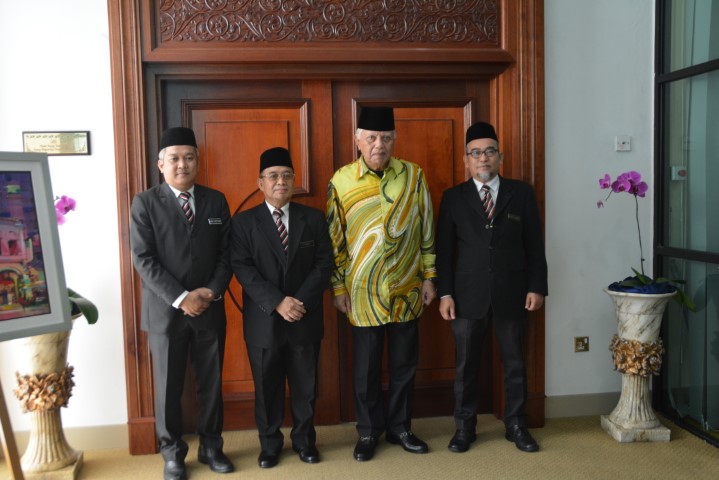 Kunjung Hormat TYT Negeri Melaka