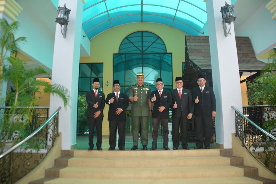 Sesi Kunjung Hormat Tuan Yang Terutama Yang Dipertua Negeri Melaka